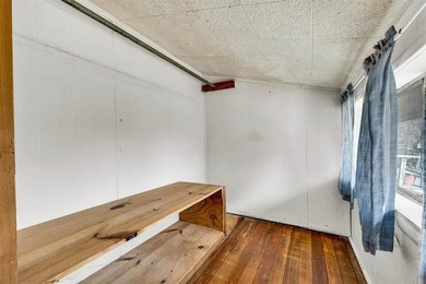 Motivated seller! Offering a $10,000 allowance for renovations - photo 20
