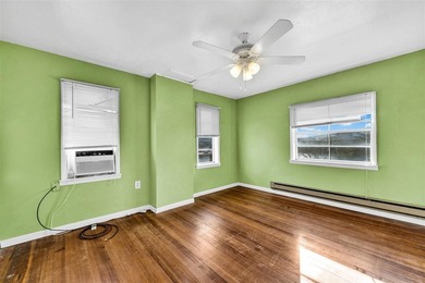 Motivated seller! Offering a $10,000 allowance for renovations - photo 23