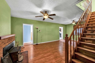 Motivated seller! Offering a $10,000 allowance for renovations - photo 25