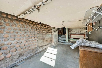 Motivated seller! Offering a $10,000 allowance for renovations - photo 26