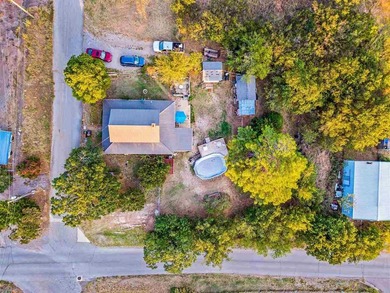 Motivated seller! Offering a $10,000 allowance for renovations - photo 35