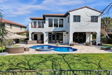 Live where every morning starts with views of the golf course - photo 42