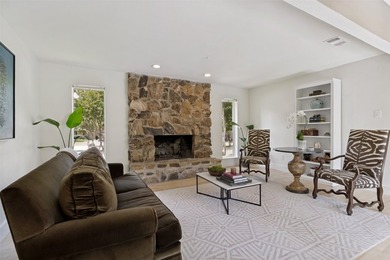 Steps from Prairie Creek, this beautifully renovated 4-bed - photo 4