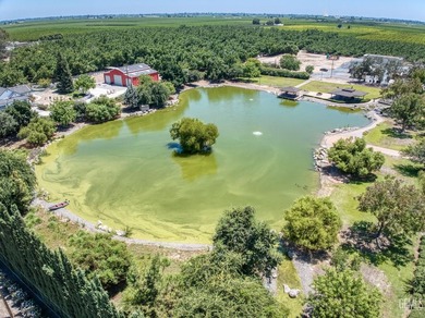 Discover an extraordinary 30-acre estate in the heart of - photo 5