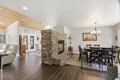 Immaculate and move-in ready, this stunning single-story home - photo 20