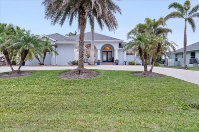 Rotonda West Lakes and Canals Home For Sale in Rotonda West Florida