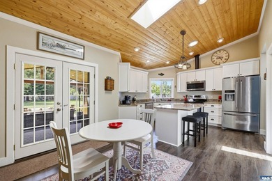 Immaculate and move-in ready, this stunning single-story home - photo 26