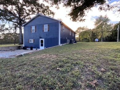 (private lake, pond, creek) Home For Sale in West Plains Missouri