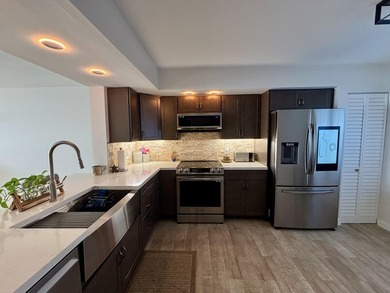 Discover this beautifully renovated 2-bedroom, 2-bathroom condo - photo 8