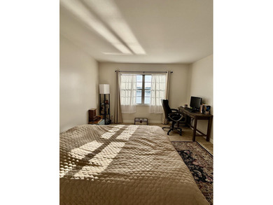 Discover this beautifully renovated 2-bedroom, 2-bathroom condo - photo 10
