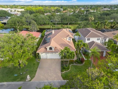 Welcome to your dream waterfront home in the prestigious 24-hour - photo 3