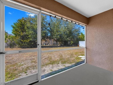 Fully leased duplex in a highly sought-after Southeast Cape - photo 8