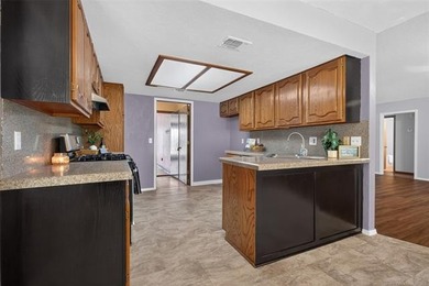 Spacious 4 bedroom homes on 2 + Acres Near Keystone Lake. Enjoy - photo 11