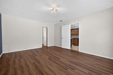 Spacious 4 bedroom homes on 2 + Acres Near Keystone Lake. Enjoy - photo 14