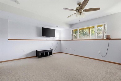 Located right over the border, this 3-bedroom 2 bath home is - photo 15