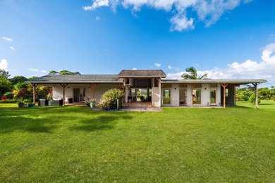 At the end of Ahonui Place, this large, custom-built 3-bedroom - photo 17