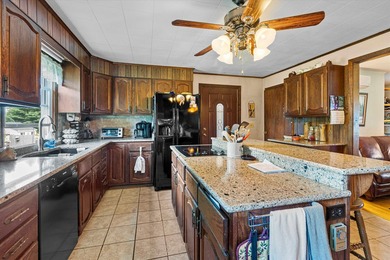 Enjoy the best of Schoon Lake living from this charming property - photo 9