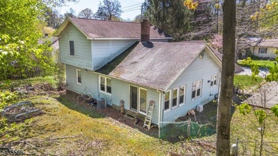 Exceptional opportunity to renovate, restore, or completely - photo 20