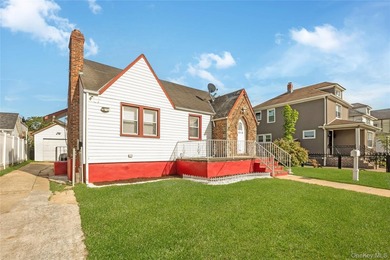 Welcome To This Well-Maintained 2 Bedroom, 2 Bathroom Home In - photo 2