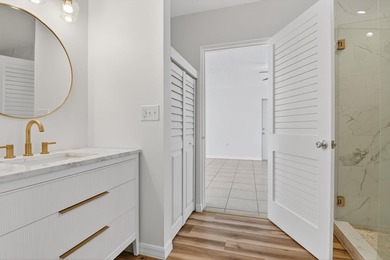 Beautifully renovated 3-bedroom, 2-bath single-family home - photo 22