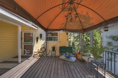 Beautiful Crestline mountain home with serene hillside views and - photo 3