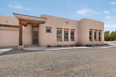 Welcome to 45 Duke Rd, where a private courtyard entrance leads - photo 2
