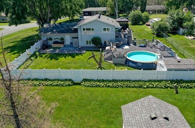 Welcome home to this beautifully maintained split-entry nestled - photo 9