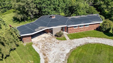 Unique Hexagon-Shaped Home on Approximately 5-6 Acres! This - photo 3