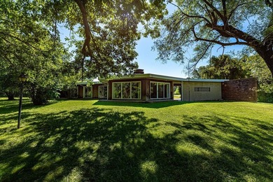 Unique Hexagon-Shaped Home on Approximately 5-6 Acres! This - photo 5