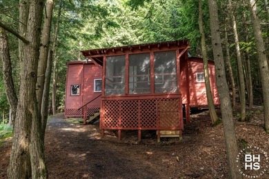 Enjoy a prime location across the street from the public water - photo 2