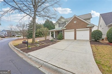 Welcome to 498 Highlands Loop, a sanctuary of elegance nestled - photo 3