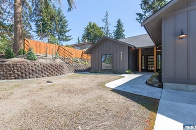 Welcome home to this beautifully designed newly constructed - photo 38