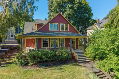 Columbia River - Hood County Home For Sale in Hoodriver Oregon