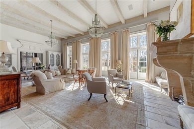 This home is truly magnificent! With its soaring ceilings and - photo 5