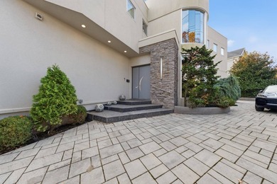 Welcome to 186 Flagg Place, a rare modern masterpiece perched - photo 2