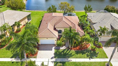Highly desirable 55+ community of Baywinds. This well-maintained - photo 2