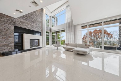 Welcome to 186 Flagg Place, a rare modern masterpiece perched - photo 4