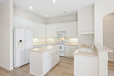 Highly desirable 55+ community of Baywinds. This well-maintained - photo 6