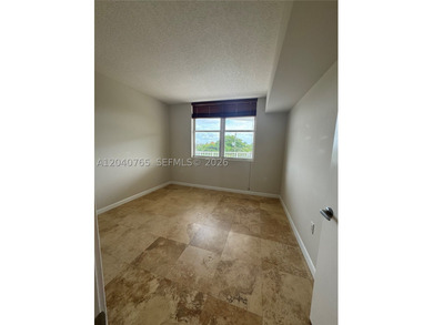 Stunning and spacious 2-bedroom, 2-bath residence with a - photo 12
