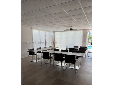 Stunning and spacious 2-bedroom, 2-bath residence with a - photo 22