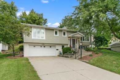 Lake Home Under Contract in Portage, Wisconsin