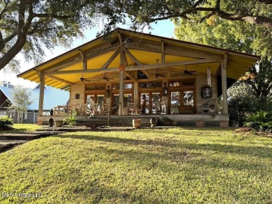 Lake Home For Sale in Ferriday, Louisiana