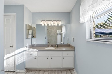 Welcome to this custom built and well loved brick pool home on a - photo 24