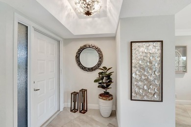 Finest location in Palm Beach, ultra- private, golf course and - photo 4