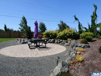 Welcome to easy living in Lavender Meadows, one of Sequim's - photo 32