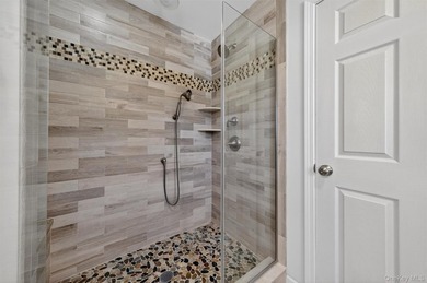 Experience the magic of lake living! Beautifully maintained home - photo 37