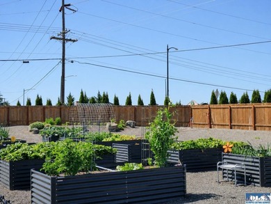 Welcome to easy living in Lavender Meadows, one of Sequim's - photo 41