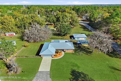 Welcome to this custom built and well loved brick pool home on a - photo 47