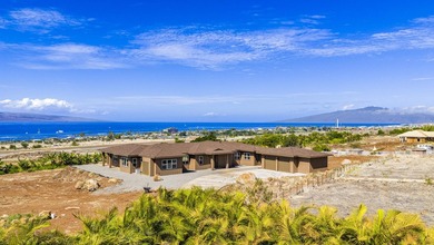 Nestled on 3.02 acres in the gated Puunoa community, 257 - photo 1