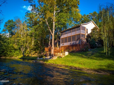 Lake Home For Sale in Pigeon Forge, Tennessee